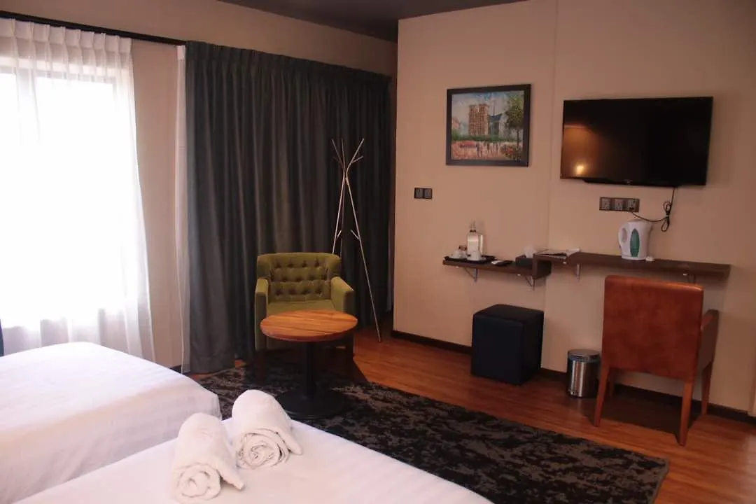 Z Hotel Ipoh 3*,